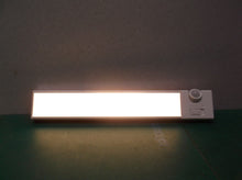 rechargeable 3 color motion light