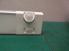 rechargeable 3 color motion light