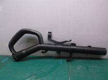 VUS30ASS511-01-03 HANDLE off a Eureka HDUE2CR PowerSpeed Turbo Pet Cord Rewind
