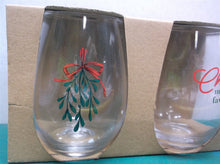 set of 2 Holiday wine glasses