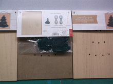 Lot of 3 Tree wall hanging kit