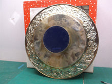 holly pine design cake stand