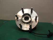 Front Wheel Bearing Hub Assembly 4x4 For 1998 - 2004 Chevy Blazer S10 GMC Sonoma