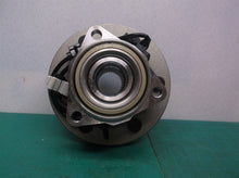 Detroit Axle Wheel Bearing and Hub Assembly Front K515036 Brand New