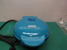 Dash Mini Maker Griddle blue