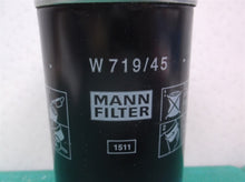 w 719/45 MANN-FILTER Engine Oil Filter fs1
