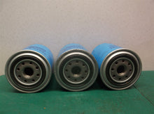 lot of 3 Genuine Nissan parts Oil Filter p/n 15208 -55Y00 fs1