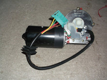 2028200408 Febi Wiper Motor Var Speed Front fit Mercedes-Benz C230 C280 C43 AMG