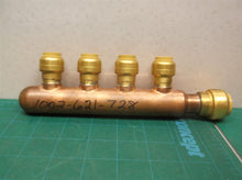 Sharkbite 25555LF Closed Copper 4 Outlet Manifold 3/4" w/ 1/2" outlets