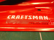 Left & right frame plates from a craftsman CMXLEYNT82253DS FLOOR JACK