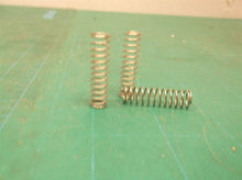 set of 2 Guide Springs fits a M18™ FUEL™ 3-IN-1 BACKPACK VACUUM