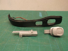 upper button cover w buttons & charge port fits a Black & Decker HLVA320J Vacuum