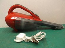 Black & Decker HLVA320J Vacuum Cleaner red with charger