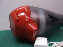 Black & Decker HLVA320J Vacuum Cleaner red with charger