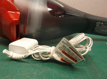 Black & Decker HLVA320J Vacuum Cleaner red with charger