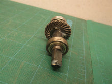 316943001 OUTPUT SHAFT ASSEMBLY its a P5452 18 Volt Pruning Chain Saw