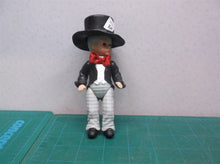 McDonalds Madame Alexander Doll Figure Mad Hatter Alice In Wonderland 2010 Toy