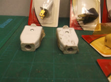 Lot of lamp cord replacement sockets
