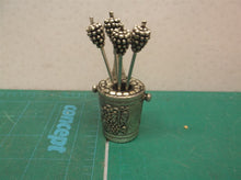 Appetizer mini fork set of 4 with holder Wine and Grape pewter