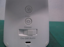 Dual powered color change led light battery/usb