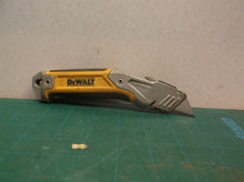 Dewalt Retractable Utility Knife Retractable DWHT10046