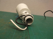 light socket w pivot fits aa Utilitech 110-Degree Halogen Outdoor Flood Light