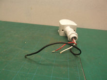 Motion sensor Utilitech 110-Degree White Hardwired Halogen Outdoor Flood Light