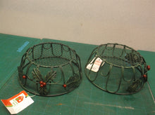 2 Small Round Green Holly Christmas Metal Wire Baskets 5.5 x 2.5