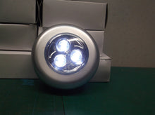 Lot of 9 liqua lights drink lights requires 3 AAA batteries not included