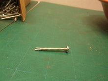 (450) #8x1-1/2 Pan Head Phillips Self Drilling Screws #2 point Steel Zinc Plated