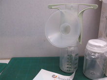 Ameda Manual Breast Pump Kit