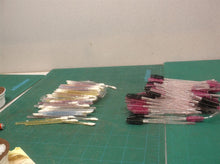 96PCS Glitter Crystal Lip Brush, 82PCS Mascara Wand Black & Rose