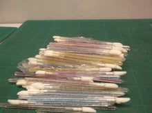 96PCS Glitter Crystal Lip Brush, 82PCS Mascara Wand Black & Rose