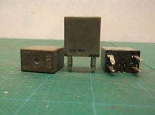 Set Of 3 - GM OEM Genuine Siemens Relay 12135170 Malibu 5170