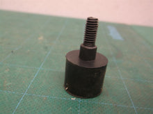 N086135 SCREW & 381066-00 bumper off a Dewalt DCS573 Type 1 190mm Circular Saw