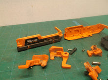 R840085 R840087 BATTERY LATCH KIT WITH SIDES