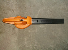 BLACK+DECKER LB700 7Amp Electric Leaf Blower