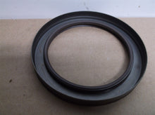 424983 Crankshaft Oil Seal