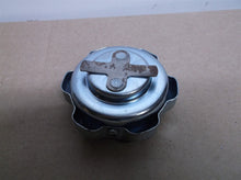 00421753-5 Filler cap Volvo