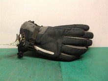 Men's Adjustable Windproof Waterproof Snowboarding And Ski Glove With Reflective