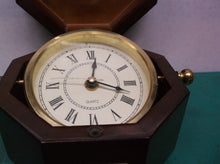 1994 Bombay Company Gimbal Dial On-Swivel Ship Clock Mahogany Box Nautical