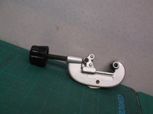 manual pipe cutter 1/8-1 1/8