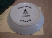 Avon 1982 Happy Holidays Royal Worcester Fine Porcelain Plate