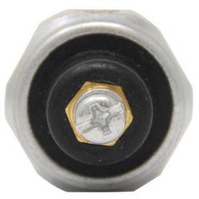 M152192 SWITCH; OIL PRESSURE