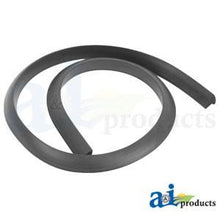R112304 BARRIER LOWER RH WINDOW