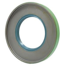 RE588328 SEAL STEERING/DRIVE