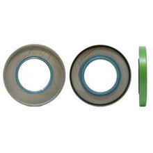 RE588328 SEAL STEERING/DRIVE