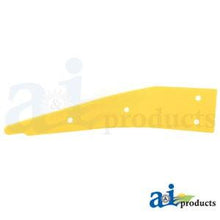H209696 PLATE SKID; RH FRONT PO