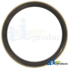 RE204870 SEAL MFWD WHEEL HUB