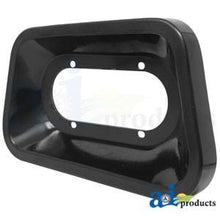 R52562 PANEL FENDER REAR LAMP;